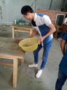 时代先锋协会志愿者义务讲解队参加国际博物馆日活动